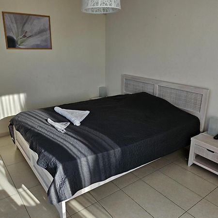 Apartamento Downтown - Free Parking Varna Exterior foto