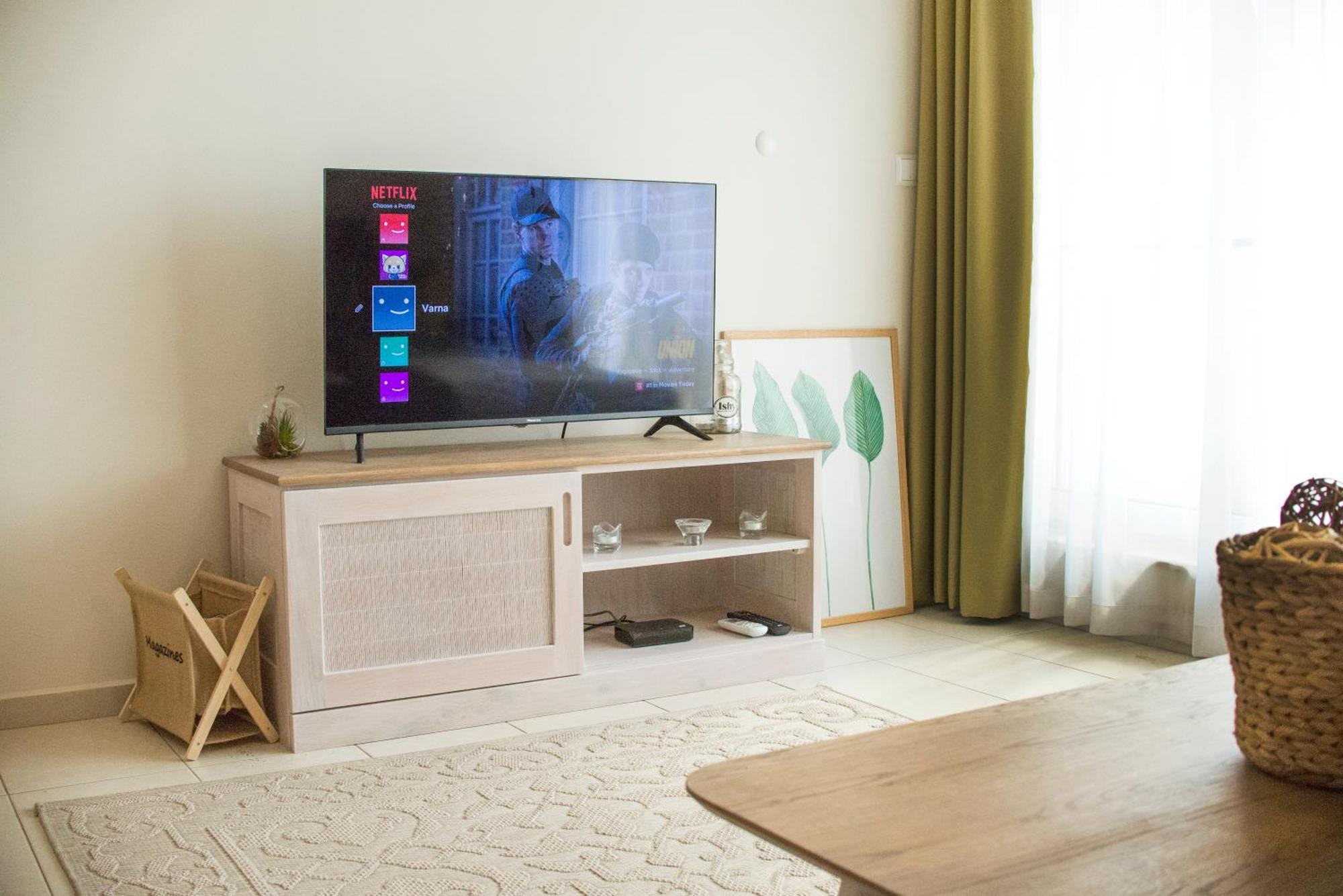 Apartamento Downтown - Free Parking Varna Exterior foto
