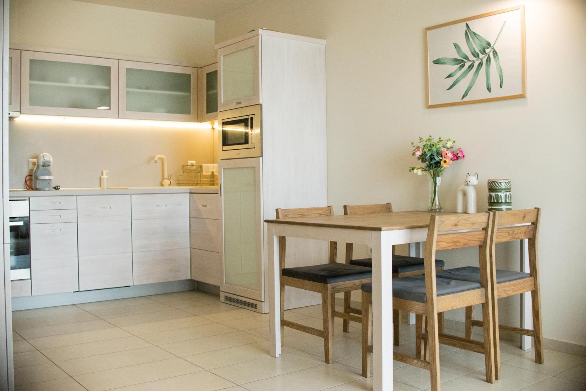 Apartamento Downтown - Free Parking Varna Exterior foto